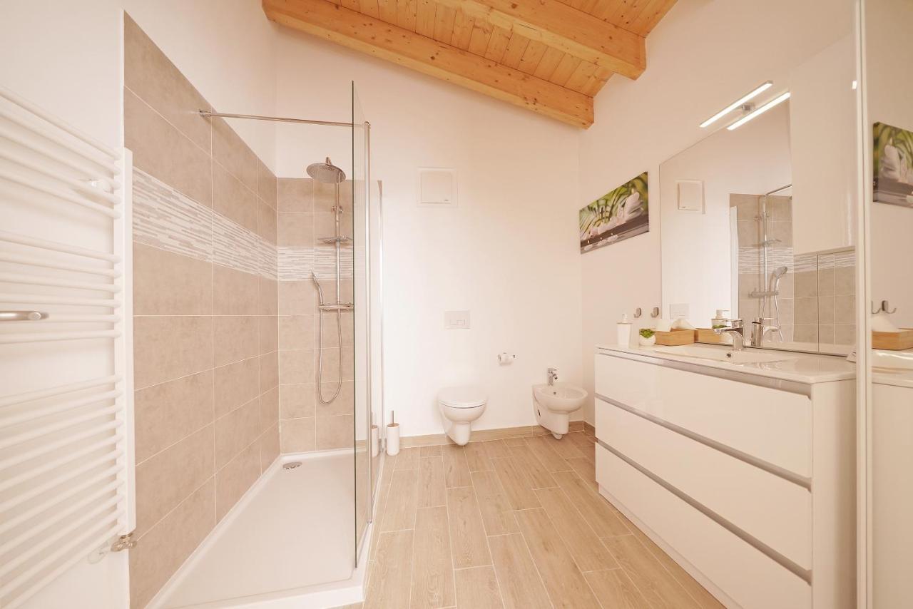 Apartments Villa Bougainville San Felice del Benaco Extérieur photo