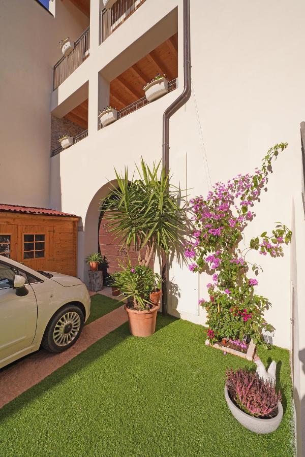 Apartments Villa Bougainville San Felice del Benaco Extérieur photo