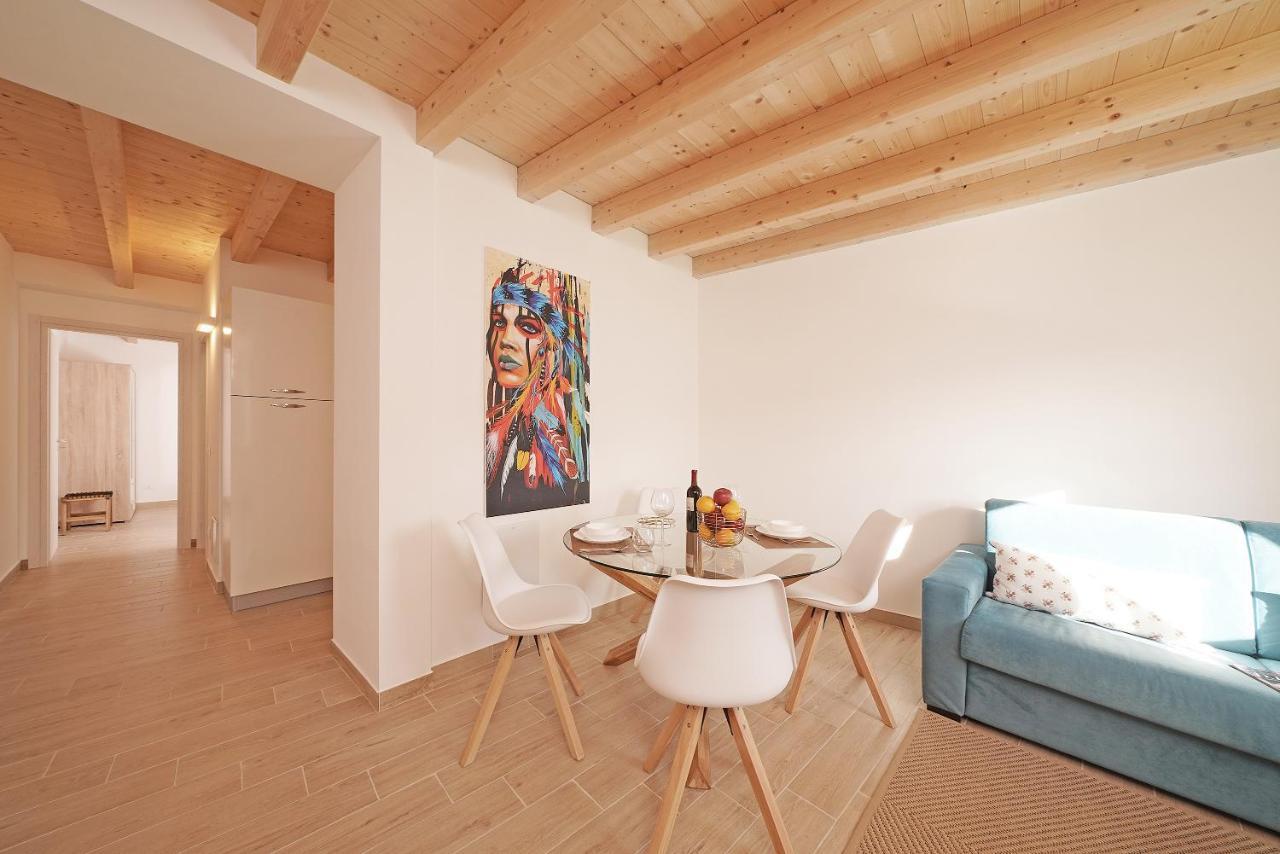 Apartments Villa Bougainville San Felice del Benaco Extérieur photo