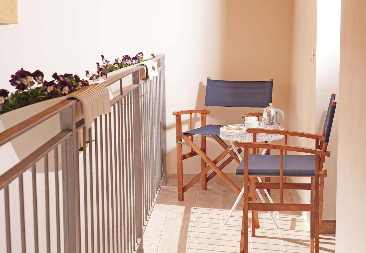 Apartments Villa Bougainville San Felice del Benaco Extérieur photo