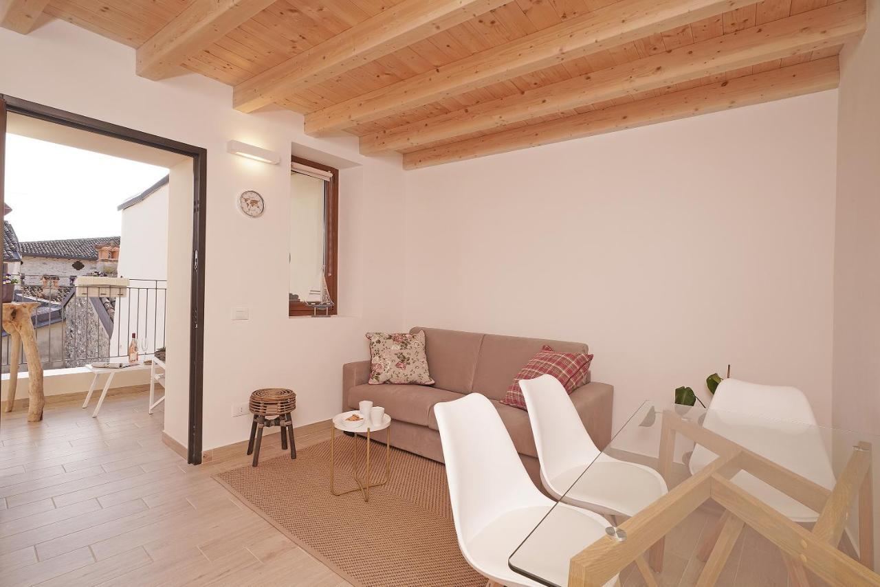 Apartments Villa Bougainville San Felice del Benaco Extérieur photo