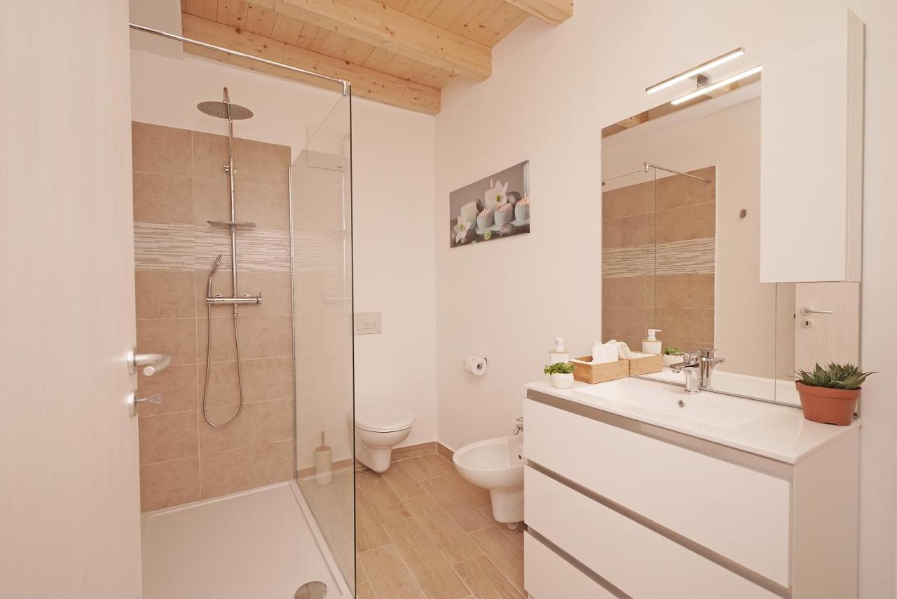 Apartments Villa Bougainville San Felice del Benaco Extérieur photo